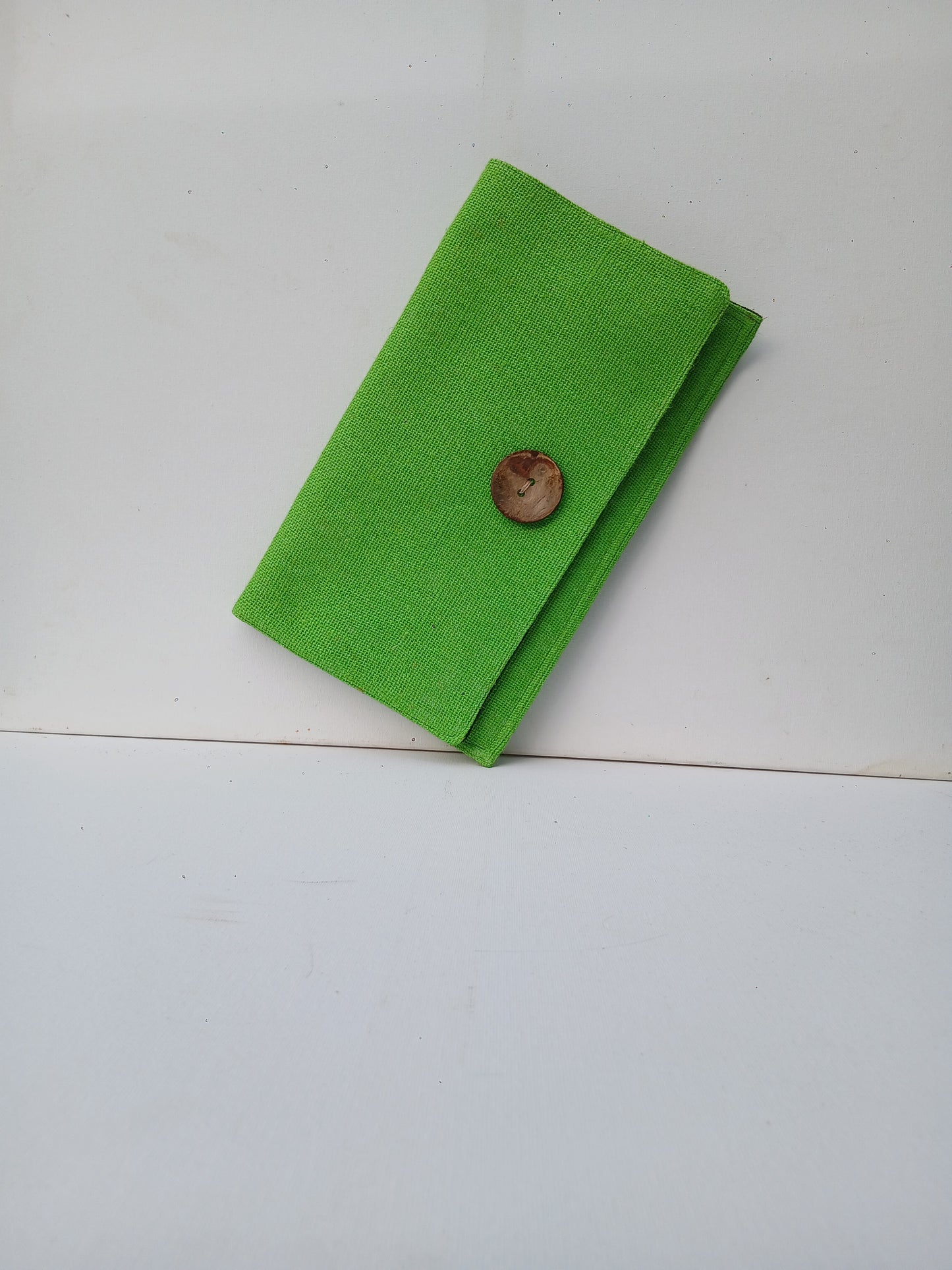Our Handcrafted Ayanna Clutch is not just one of beauty but of cultural significance. The name Ayanna in African means "beautiful Flowers" which speaks to the vibrant colors in this collection.
When you shop or gift this piece you not just only shopping or gifting a Clutch Purse you are sharing in our beautiful Afro-Caribbean heritage.
Designed and worn with meaning!