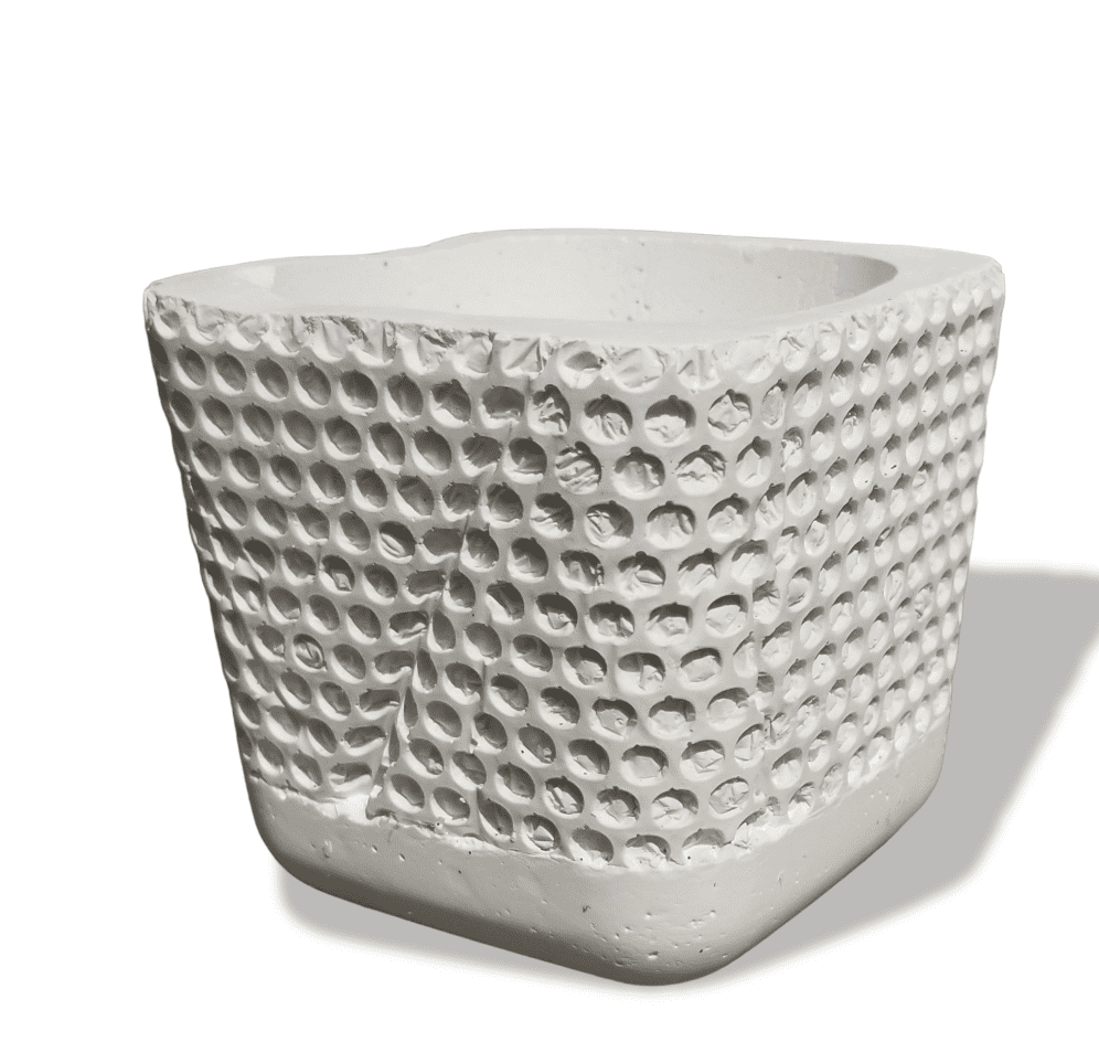Beautifully handcrafted Cement bowl. Prefect for your succulent and artificial floral display in timless colors to match any decor. Not only luxurious but durable for both indoor and outdoor spaces.
Size 9.5cm x 6.5cm deep