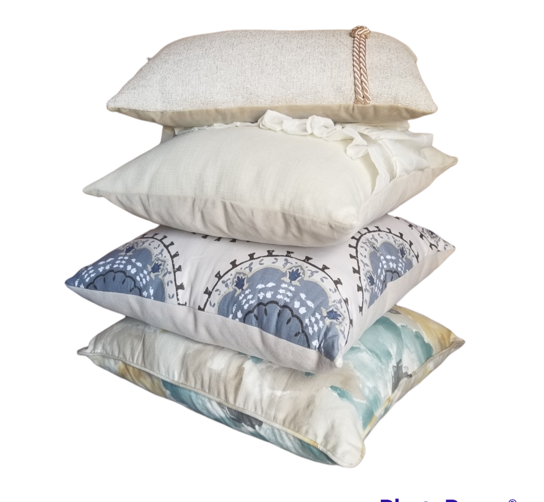 This beautiful designer throw pillow is perfect for adding a touch of nautical style to any room. The beige textured fabric features a rope knot detail, making it the perfect lumbar pillow cover for a beach-inspired look. The neutral color will coordinate with any existing décor, adding a touch of coastal charm.